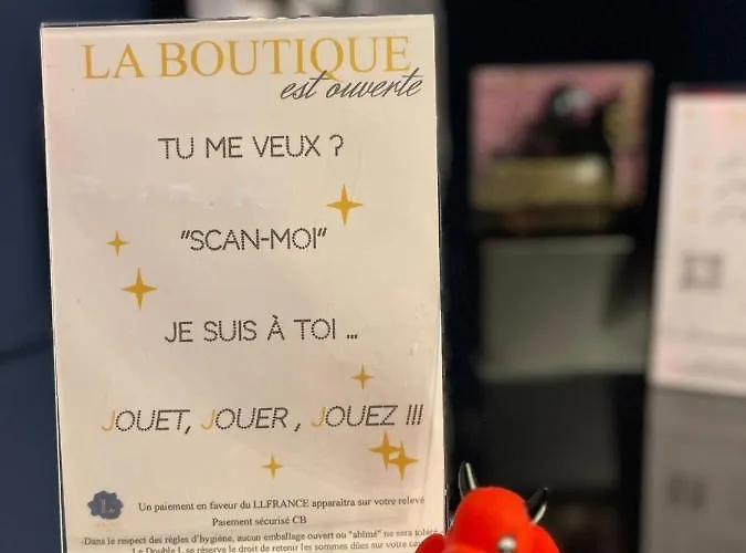 Le Double L Apartment